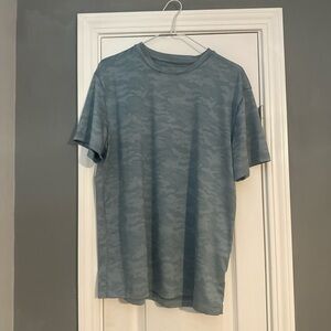 NOBULL Men's Blue Camo Knit Training Short Sleeve Tee